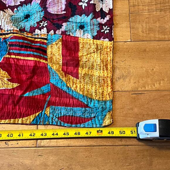 Vtg Kantha Quilt Throw 70x49 Floral Patchwork Reversible Handmade Cotton Blanket - Picture 4 of 7